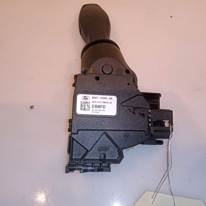 Commande clignotant occasion FORD FIESTA VI Phase 1 10-2008->11-2012 1.4 TDCI 68ch 1515202 3