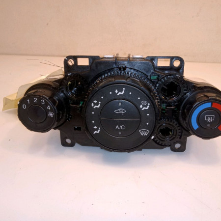 Commande de chauffage occasion FORD FIESTA VI Phase 1 10-2008->11-2012 1.4 TDCI 68ch 1777069