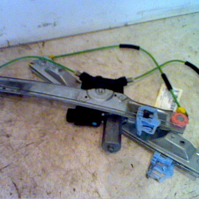 Mecanisme + moteur lève-glace avant droit occasion OPEL CORSA IV Phase 1 09-2006->12-2010 1.3 CDTI 90ch 13269606 1