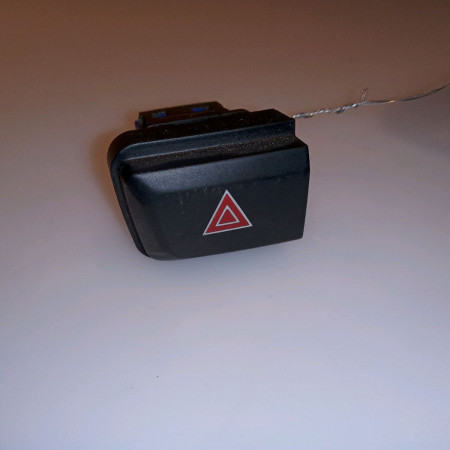 Bouton de warning occasion PEUGEOT 2008 Phase 1 01-2013->... 1.2i PURETECH 110ch 96750916ZD