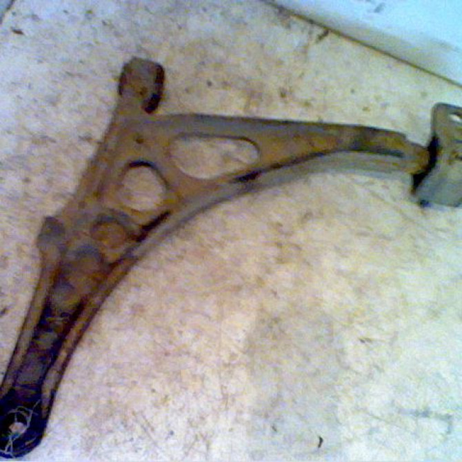 Triangle inf avg occasion PEUGEOT 405 Phase 1 07-1987->06-1992 1