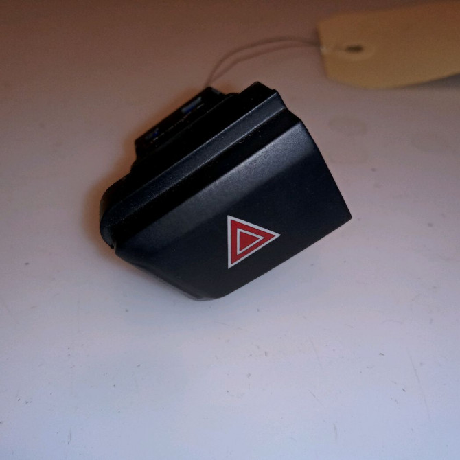 Bouton de warning occasion PEUGEOT 208 208 Phase 1 2012-03-01->2015-09-30 1.6 VTI 120ch 96750916ZD 1