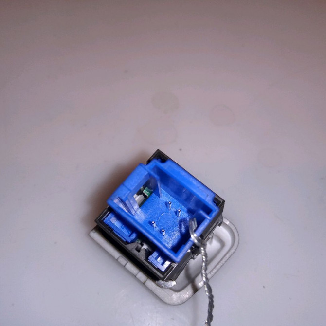 Bouton de warning occasion PEUGEOT 208 208 Phase 1 2012-03-01->2015-09-30 1.6 VTI 120ch 96750916ZD 2