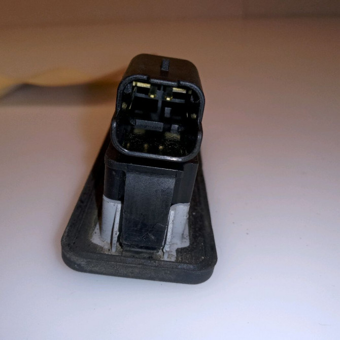 Actionneur serrure hayon occasion PEUGEOT 208 208 Phase 1 2012-03-01->2015-09-30 1.6 E-HDI 92ch 3