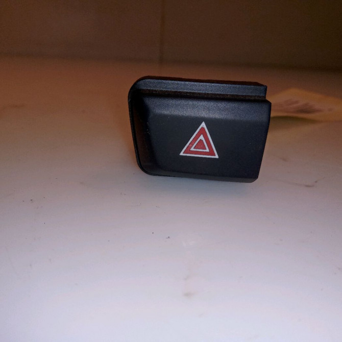 Bouton de warning occasion PEUGEOT 2008 Phase 1 01-2013->... 1.6 E-HDI 92ch 96750916ZD 1