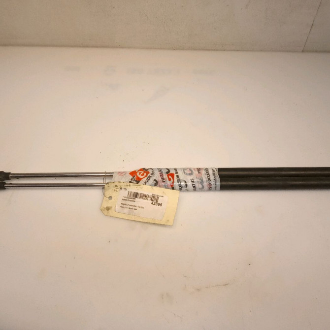 Verin droit hayon occasion RENAULT LAGUNA I Phase 2 04-1998->11-2000 1.9 DTI 7700846772 1