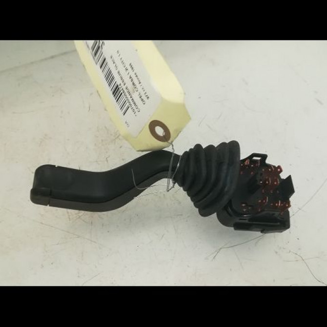 Commande essuie glace occasion OPEL CORSA II Phase 2 04-1997->10-2000 1.0i 12v 90243395 3
