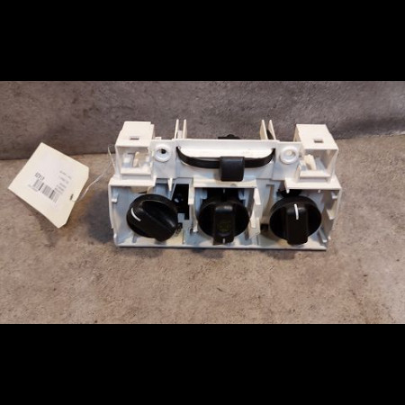 Commande de chauffage occasion OPEL CORSA II Phase 1 03-1993->04-1997 1.2i