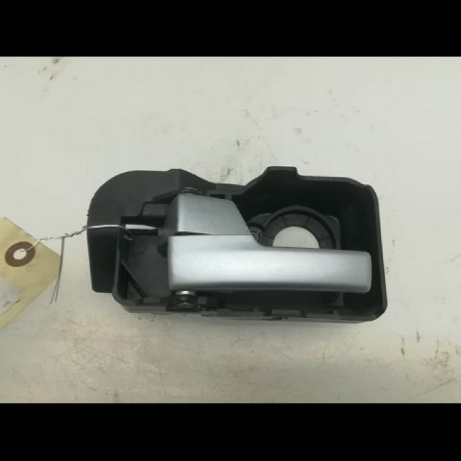 Poignee int porte avg occasion FORD MONDEO II Phase 1 09-2000->06-2007 2.0 TDCI 130ch 1143345 1