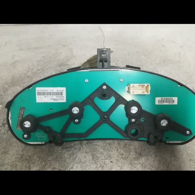 Compteur occasion PEUGEOT 206 Phase 2 02-2003->02-2009 1.4 HDI 70ch 6106LK 2