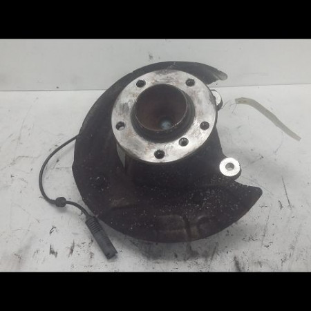 Moyeu avg occasion B.M.W. SERIE 1 I Phase 1 05-2004->12-2006 120d 31216765157