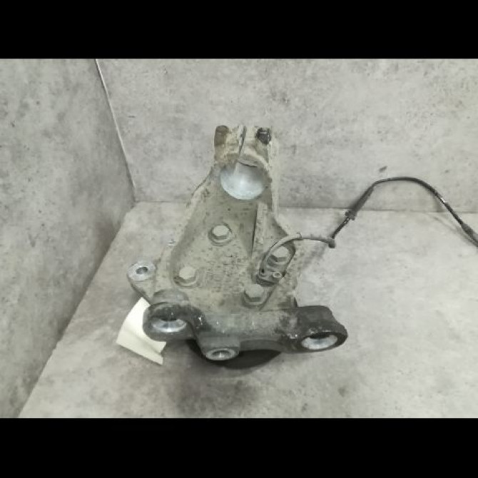 Moyeu avg occasion B.M.W. SERIE 1 I Phase 1 01-2007->07-2011 120d 177ch 31216765157 2