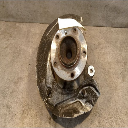 Moyeu avg occasion B.M.W. SERIE 3 V Phase 2 09-2008->12-2011 318i 143ch 31216765157