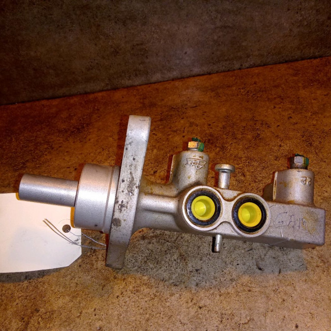 Maitre cylindre occasion DACIA DUSTER Phase 1 03-2010->12-2013 1.5 DCI 110ch 2