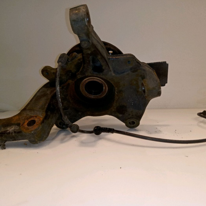 Moyeu avd occasion RENAULT MEGANE III Phase 2 01-2012->06-2014 1.5 DCI 110ch 402020009R 2