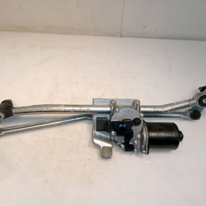 Moteur essuie-glace avant occasion B.M.W. SERIE 1 I Phase 1 05-2004->12-2006 118i 129ch 61617192963 1