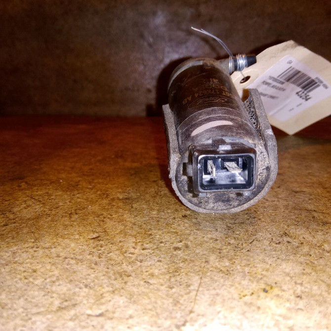 Pompe lave-glace avant occasion FORD TRANSIT CONNECT I 1698640 2