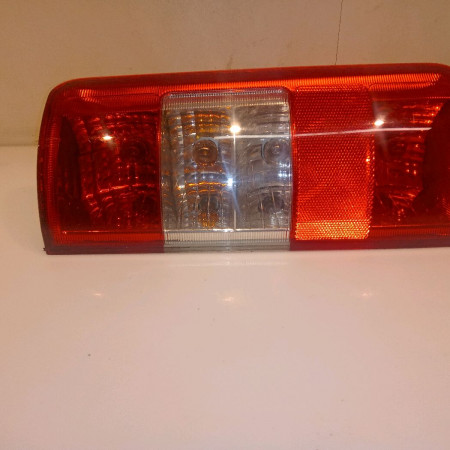 Feu arrière droit occasion FORD TRANSIT CONNECT I 1369233