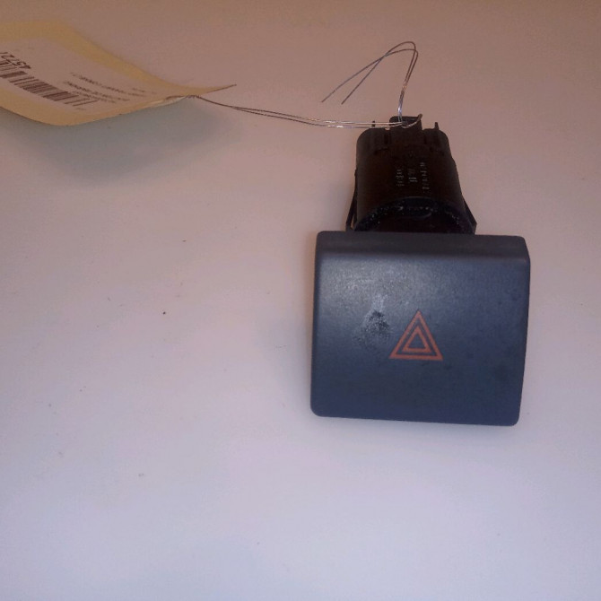 Bouton de warning occasion FORD TRANSIT CONNECT I 4370995 1