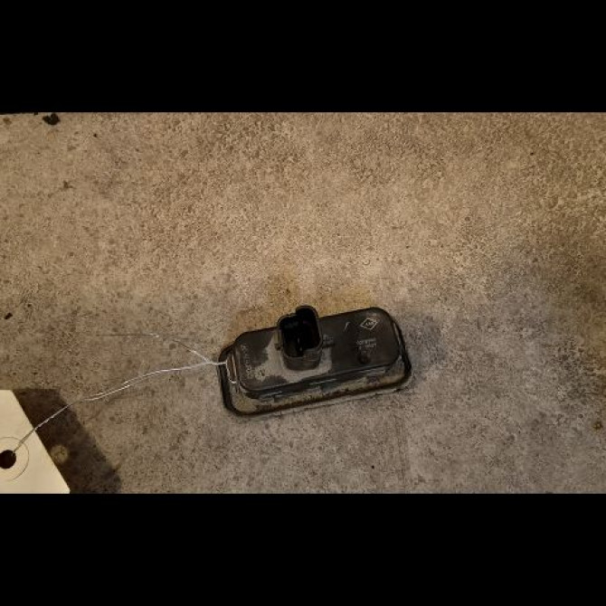 Actionneur serrure hayon occasion RENAULT SCENIC II Phase 1 03-2004->09-2006 1.9 DCI 120ch 2