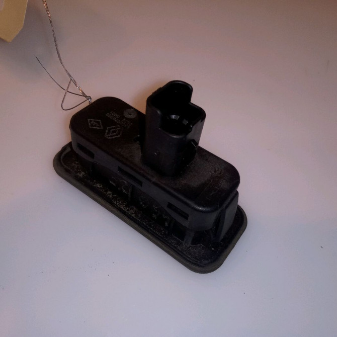 Actionneur serrure hayon occasion RENAULT SCENIC II Phase 1 03-2004->09-2006 1.9 DCI 120ch 2