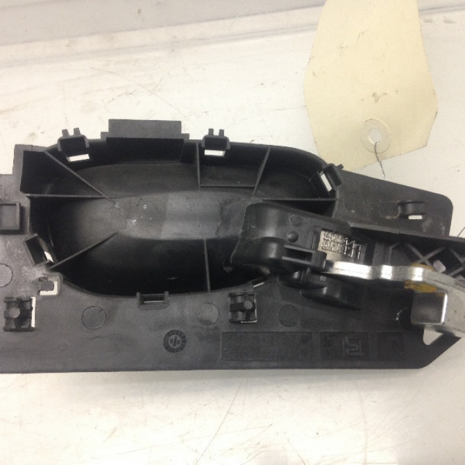 Poignee int porte avg occasion PEUGEOT 307 Phase 1 04-2001->06-2005 9143F4 2