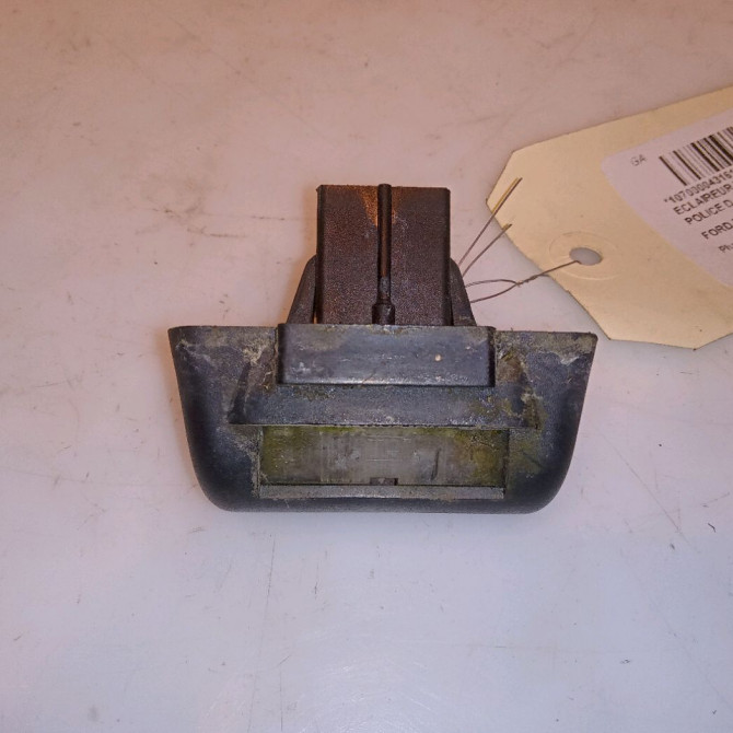 Eclaireur plaque de police d occasion FORD TRANSIT CONNECT I Phase 1 01-2003->04-2009 1.8 TDCi 75ch 1732840 1