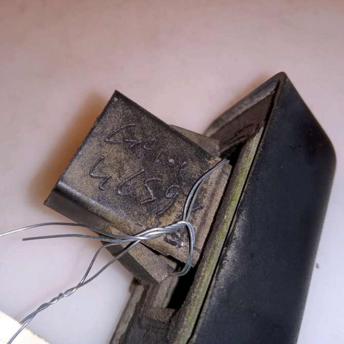 Eclaireur plaque de police d occasion FORD TRANSIT CONNECT I Phase 1 01-2003->04-2009 1.8 TDCi 75ch 1732840 3