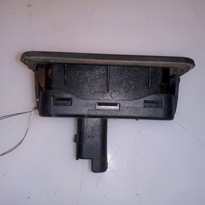 Actionneur serrure hayon occasion RENAULT SCENIC II Phase 1 03-2004->09-2006 1.9 DCI 120ch 3