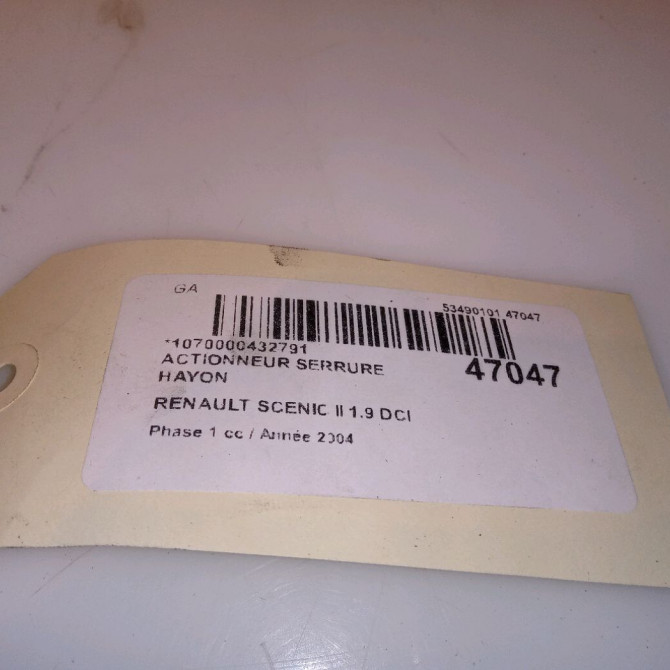 Actionneur serrure hayon occasion RENAULT SCENIC II Phase 1 03-2004->09-2006 1.9 DCI 120ch 4