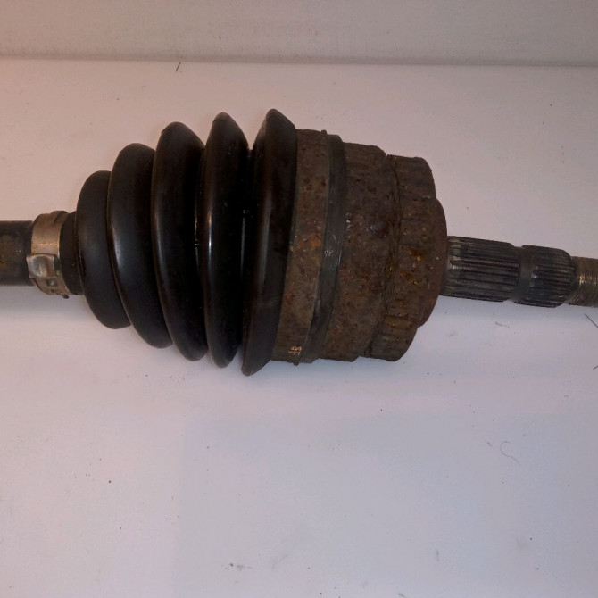 Transmission avant droite occasion OPEL TIGRA II Phase 1 09-2004->... 1.4i 90ch 26095017 2