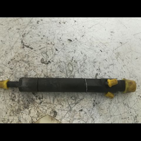 Injecteur occasion FORD FIESTA IV Phase 2 09-1999->09-2002 1.8 D 1213938