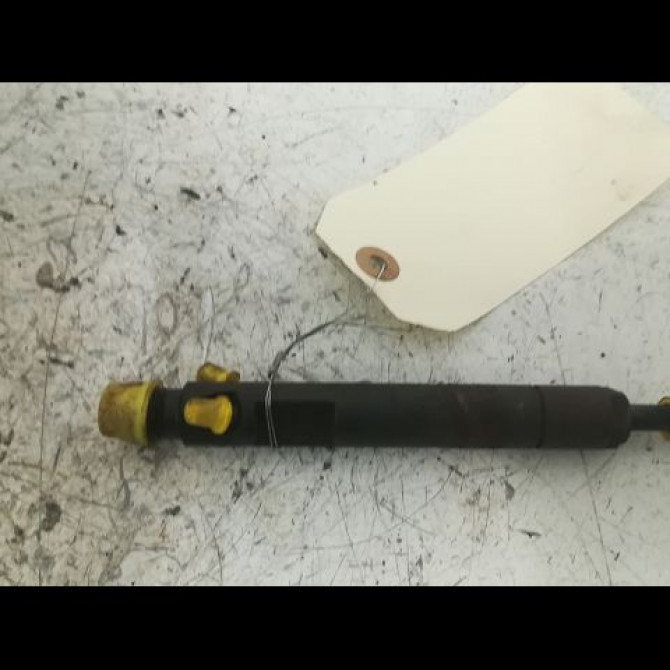 occasion FORD FIESTA IV Phase 2 09-1999->09-2002 1.8 D 1213938 1