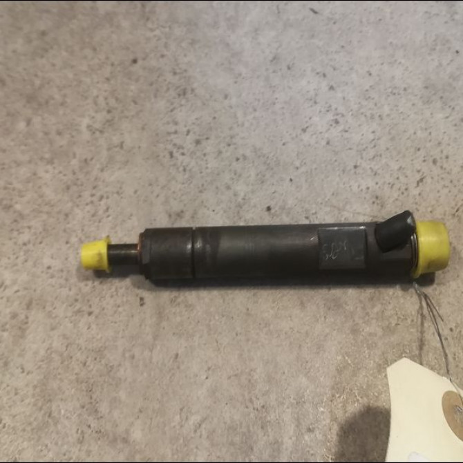 occasion FORD FOCUS I Phase 1 10-1998->09-2004 1.8 TDDI 90ch 1213938 2