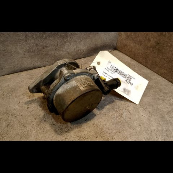 Pompe a vide occasion RENAULT MEGANE I Phase 2 03-1999->06-2003 1.9 DCI 8200689330 1