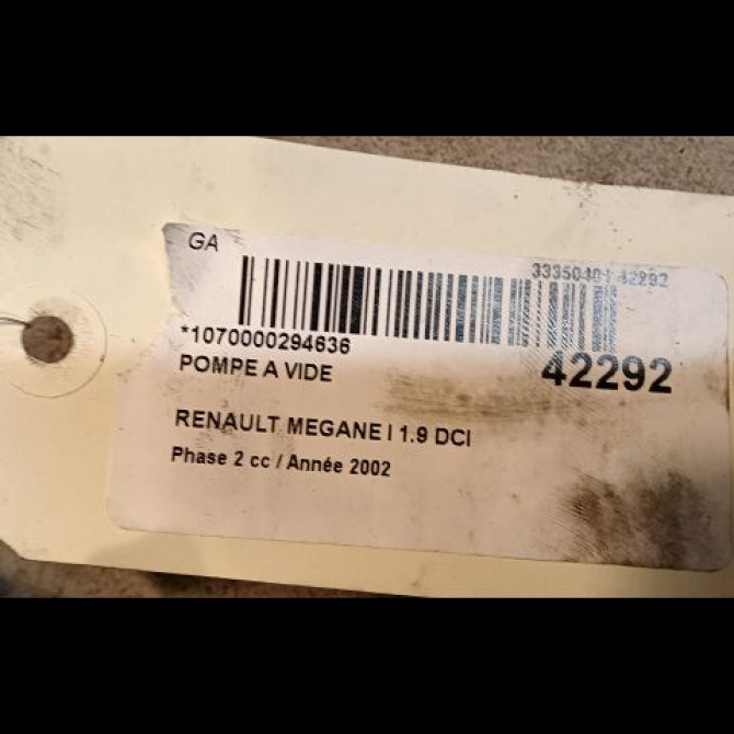 Pompe a vide occasion RENAULT MEGANE I Phase 2 03-1999->06-2003 1.9 DCI 8200689330 4