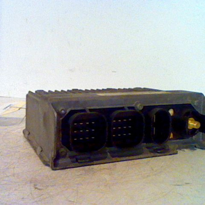 Boitier de préchauffage occasion RENAULT SAFRANE Phase 1 04-1992->09-1996 7700102863 1