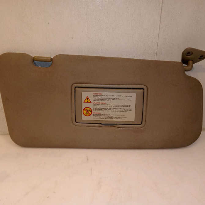 Pare-soleil droit occasion NISSAN X-TRAIL I Phase 2 01-2004->11-2007 2.2 DCI 964008H91A 2