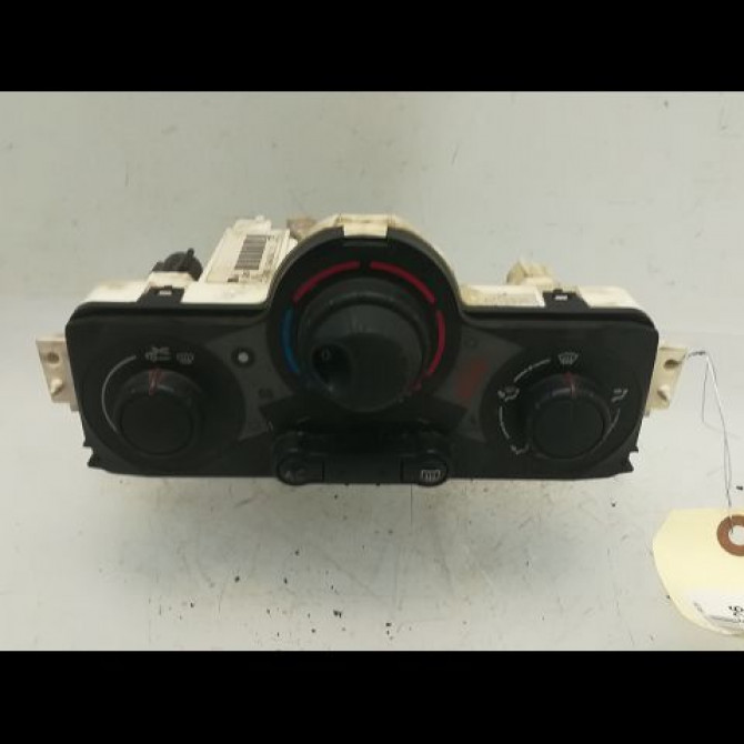 Commande de chauffage occasion RENAULT MEGANE II Phase 1 09-2003->12-2005 1.5 DCI 80ch 7701055146 1