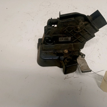 Serrure porte ard occasion FORD FOCUS II Phase 1 09-2004->12-2007 1.8 TDCI 115ch 4892382