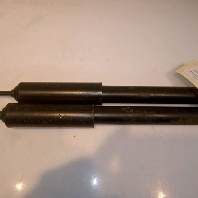 Amortisseur arrière droit occasion OPEL CORSA II Phase 1 03-1993->04-1997 1.4i 72118770 1