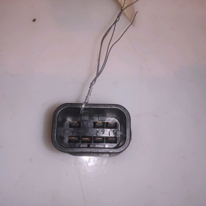 Commande lève-glace porte avant gauche occasion FORD FIESTA III Phase 2 01-1994->10-1996 1.8 D 2