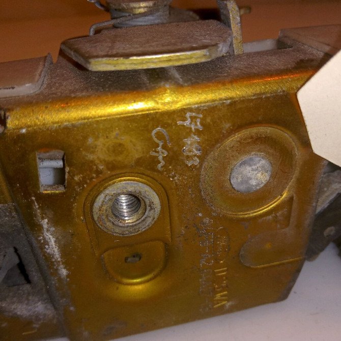 Serrure porte arg occasion FORD FIESTA III Phase 2 01-1994->10-1996 1.8 D 4