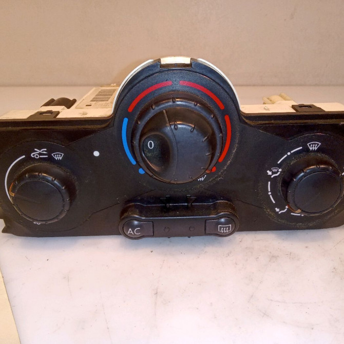 Commande de chauffage occasion RENAULT MEGANE II Phase 2 01-2006->06-2009 1.5 DCI 85ch 7701055146 1