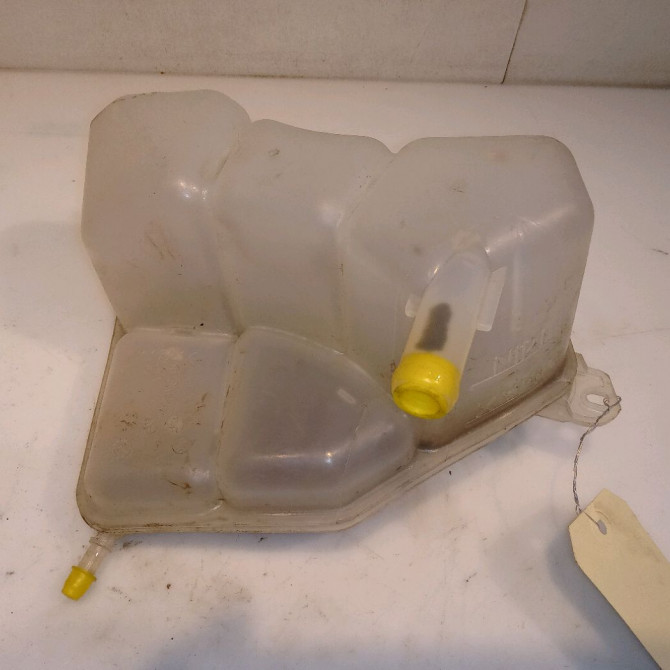 Vase expansion occasion FORD FIESTA V Phase 1 09-2002->10-2005 1.4i 3