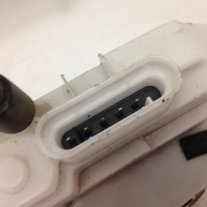 Serrure porte avg occasion CITROEN C3 PLURIEL I Phase 1 04-2003->09-2008 1.4 HDi 00009135P3 3