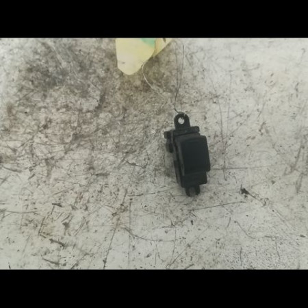 Commande leve-glace porte arrière gauche occasion NISSAN QASHQAI I Phase 2 03-2010->04-2014 1.5 DCI 110ch 25411BR00A