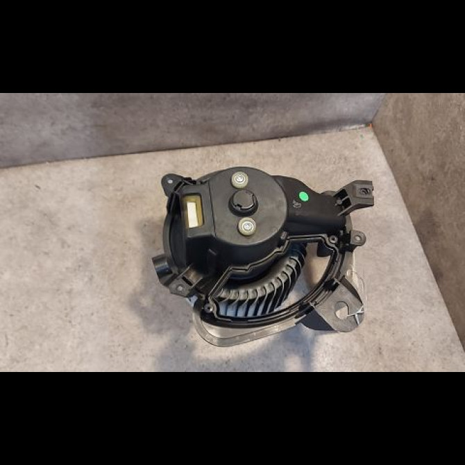 Ventilateur de chauffage occasion ALFA ROMEO MI.TO MI.TO Phase 1 2008-09-01->2016-12-31 1.3 JTDM 95ch 77365054 2