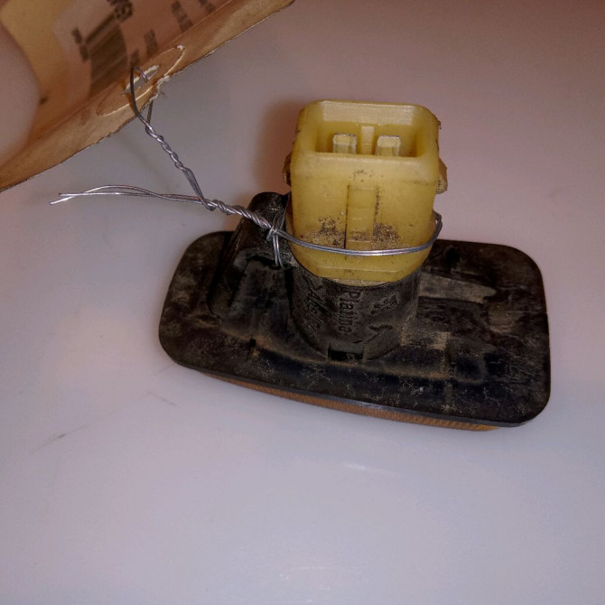 Répétiteur aile droite occasion PEUGEOT 106 Phase 2 04-1996->09-2003 1.1i 60ch 632545 2