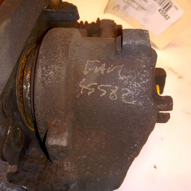 Etrier de frein avant gauche occasion HONDA CIVIC VI Phase 1 03-2001->12-2003 1.6i 110ch 45019S5AJ02 3